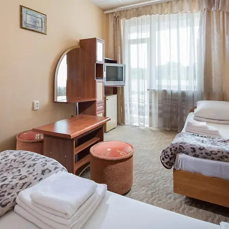 Vesna Hotel 3*